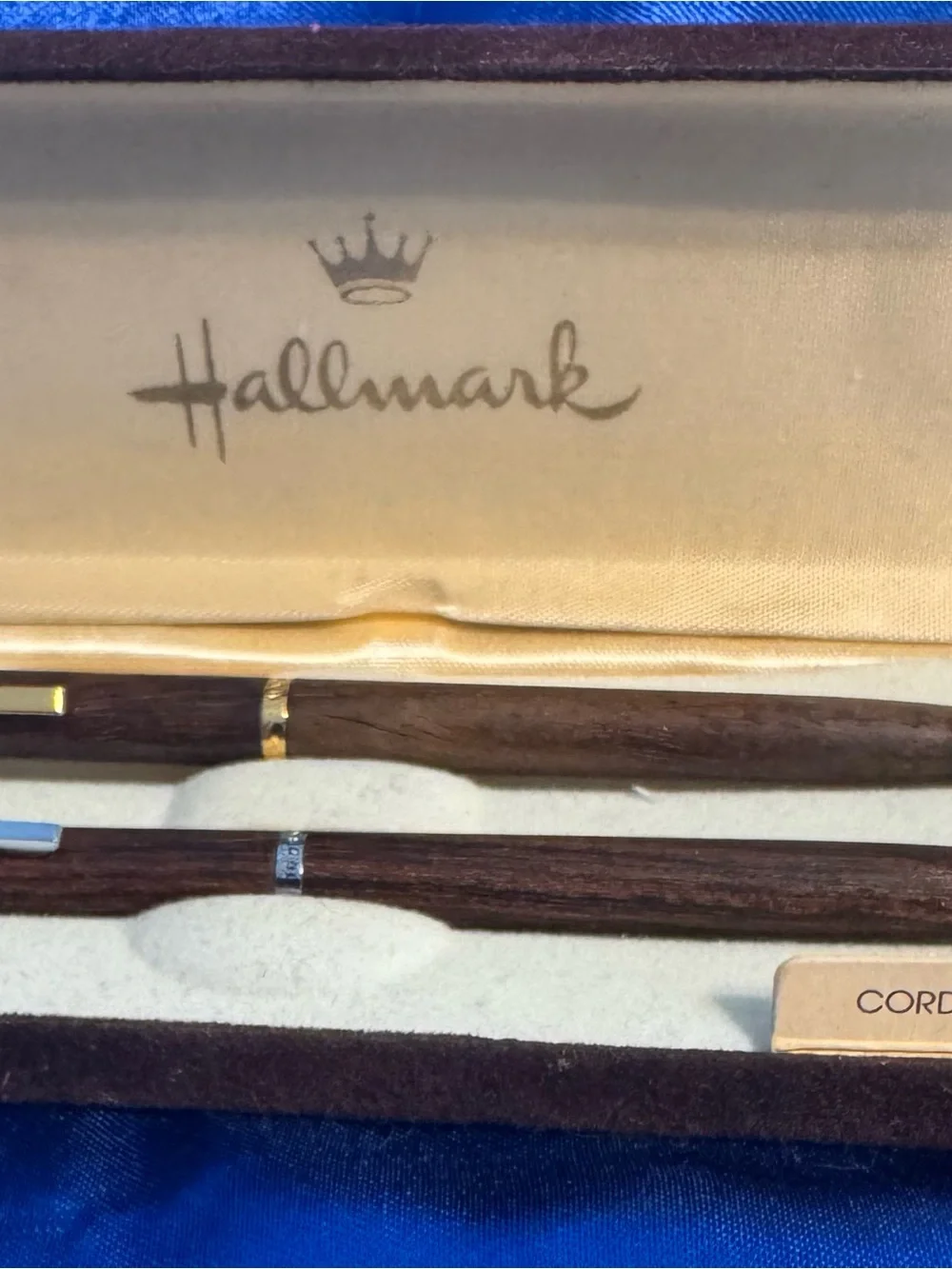 Vintage Hallmark wood pen & mechanical pencil set in ioriginal presentation case
